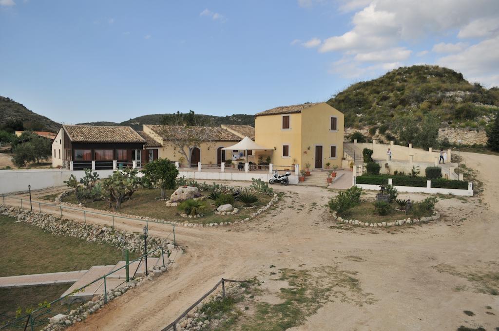 Agriturismo Timpa Del Sole Villa Noto Kültér fotó